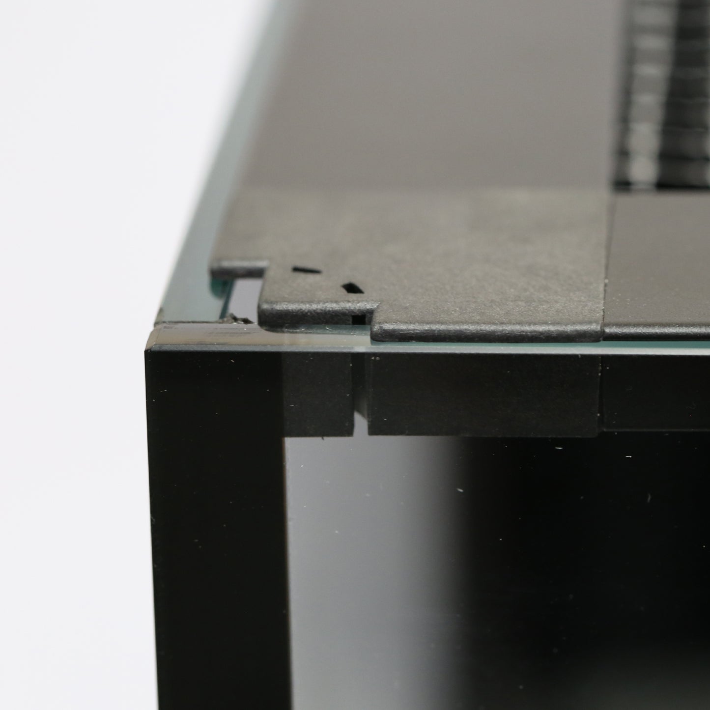 SafeScreen™ Preassembled Aquarium Mesh Screen Lid - For Nuvo Fusion 20 Long