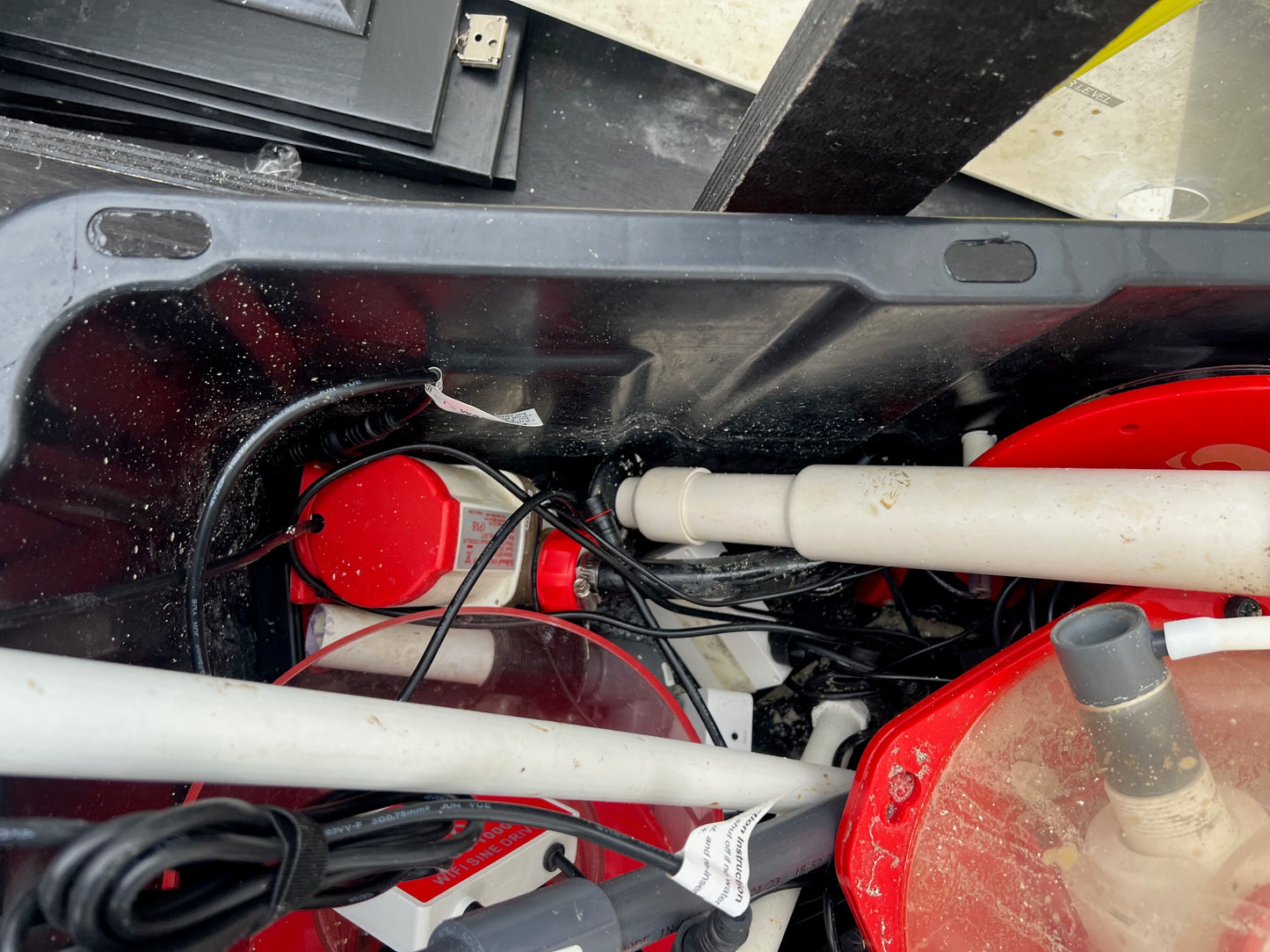 USED 210 Gallon Aqueon Aquarium Complete Saltwater System